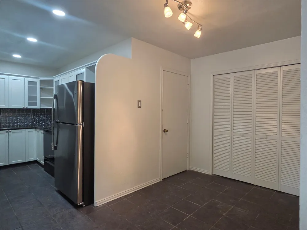 5102 Preston Trail Garland, TX 75043