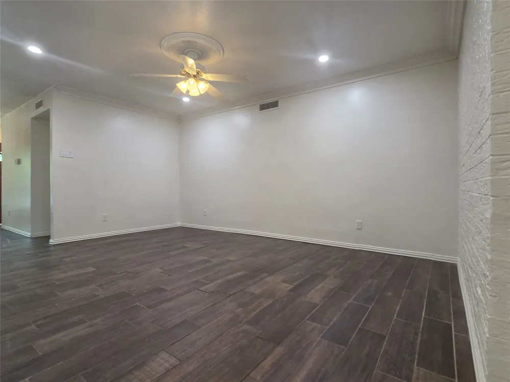 5102 Preston Trail Garland, TX 75043
