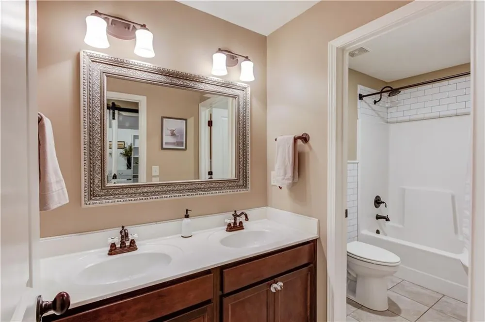 6144 Stella Light Drive Flowery Branch, GA 30542