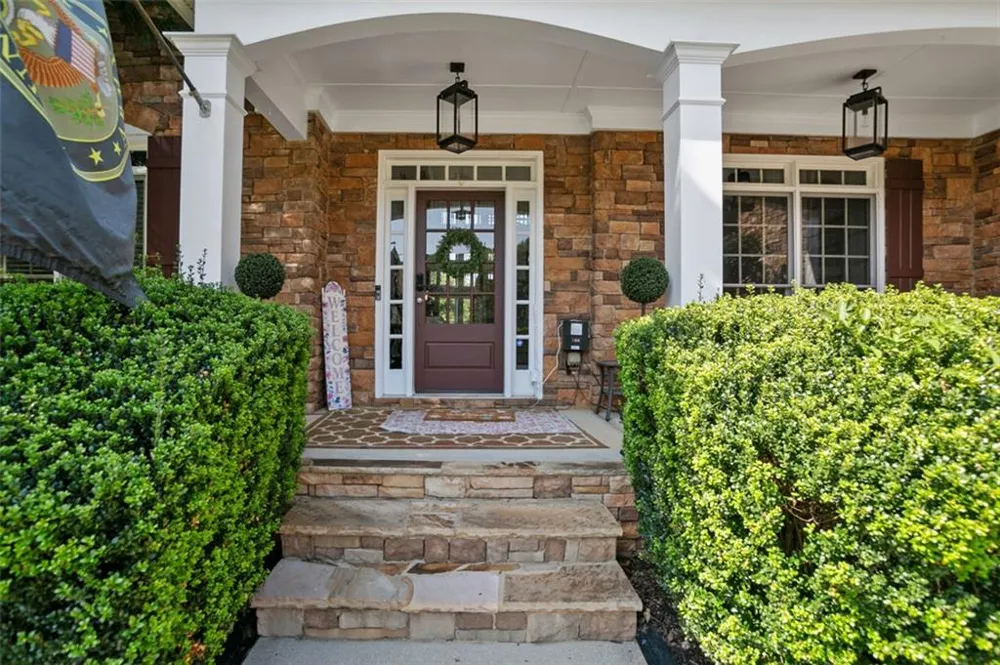 17 Snap Dragon Lane Dallas, GA 30132
