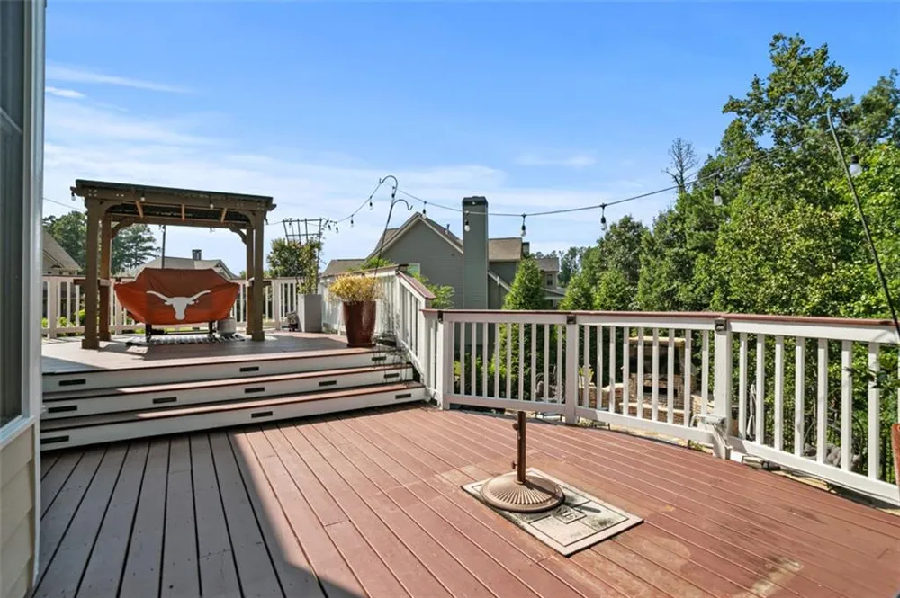 17 Snap Dragon Lane Dallas, GA 30132
