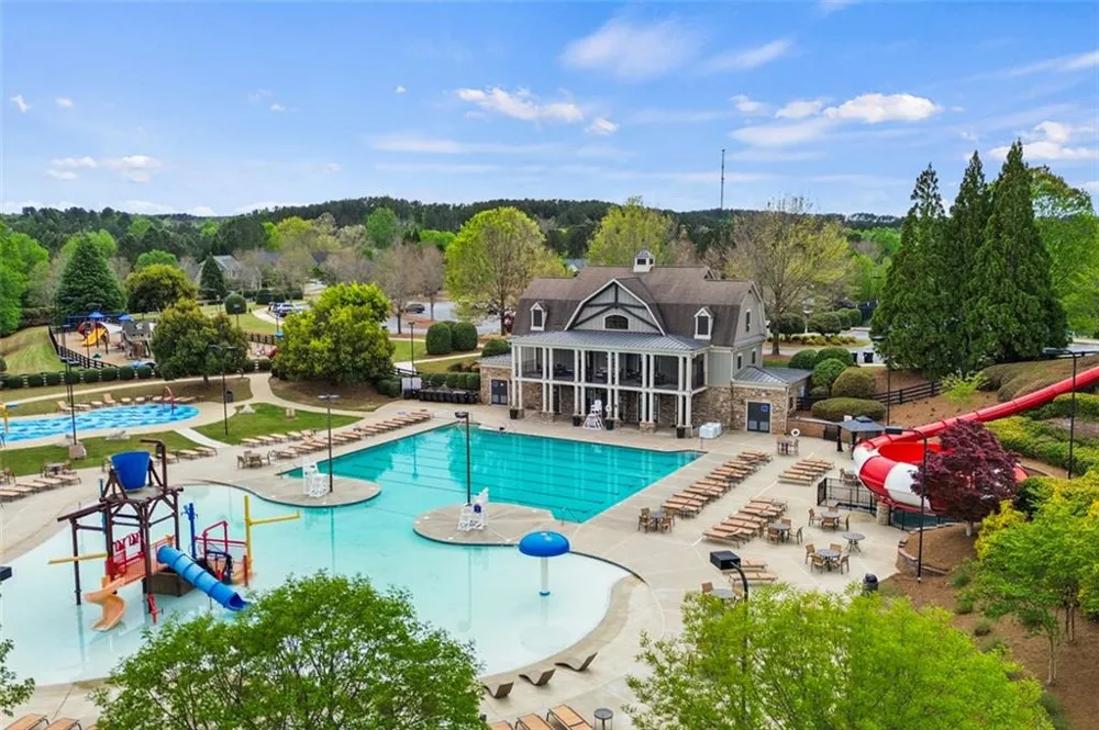17 Snap Dragon Lane Dallas, GA 30132