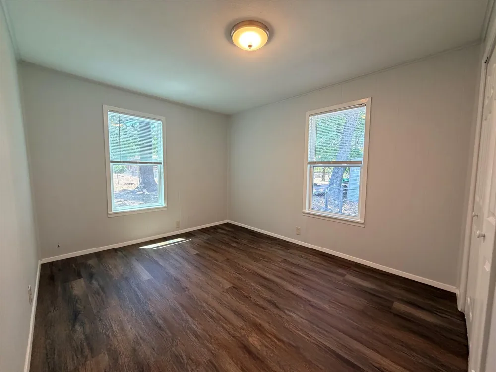 145 Pine Hollow Lane Huntsville, TX 77320