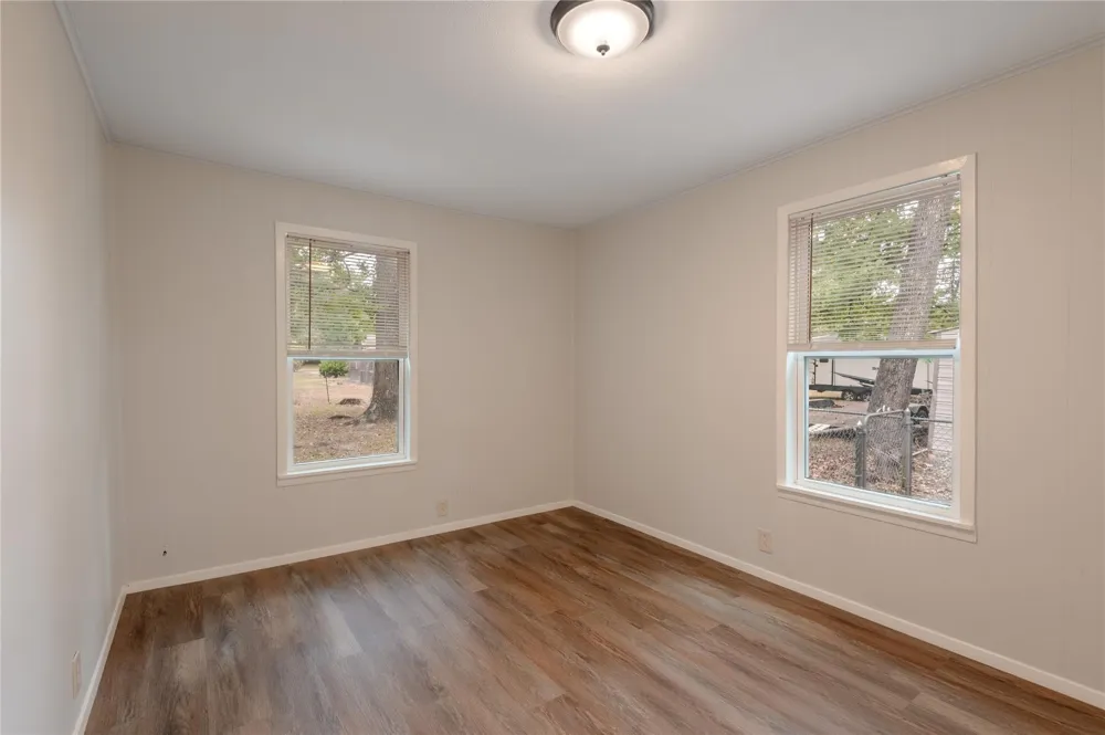 145 Pine Hollow Lane Huntsville, TX 77320