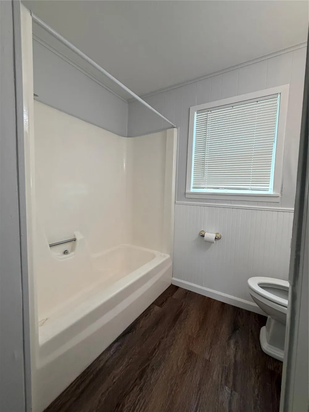 145 Pine Hollow Lane Huntsville, TX 77320