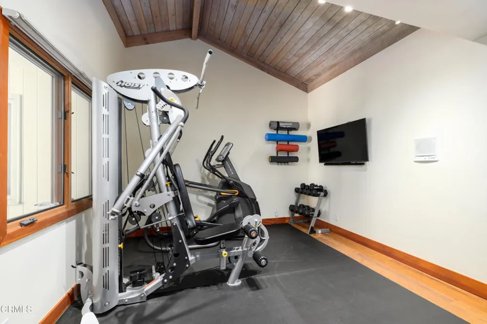 1476 Pathfinder Avenue Westlake Village, CA 91362