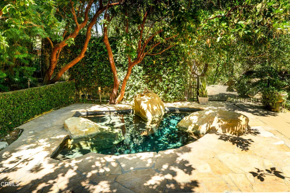1476 Pathfinder Avenue Westlake Village, CA 91362