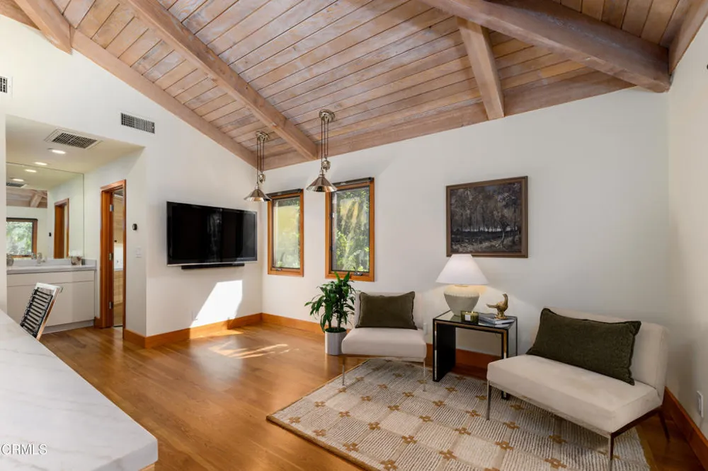 1476 Pathfinder Avenue Westlake Village, CA 91362
