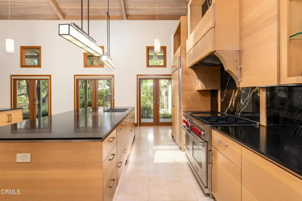 1476 Pathfinder Avenue Westlake Village, CA 91362