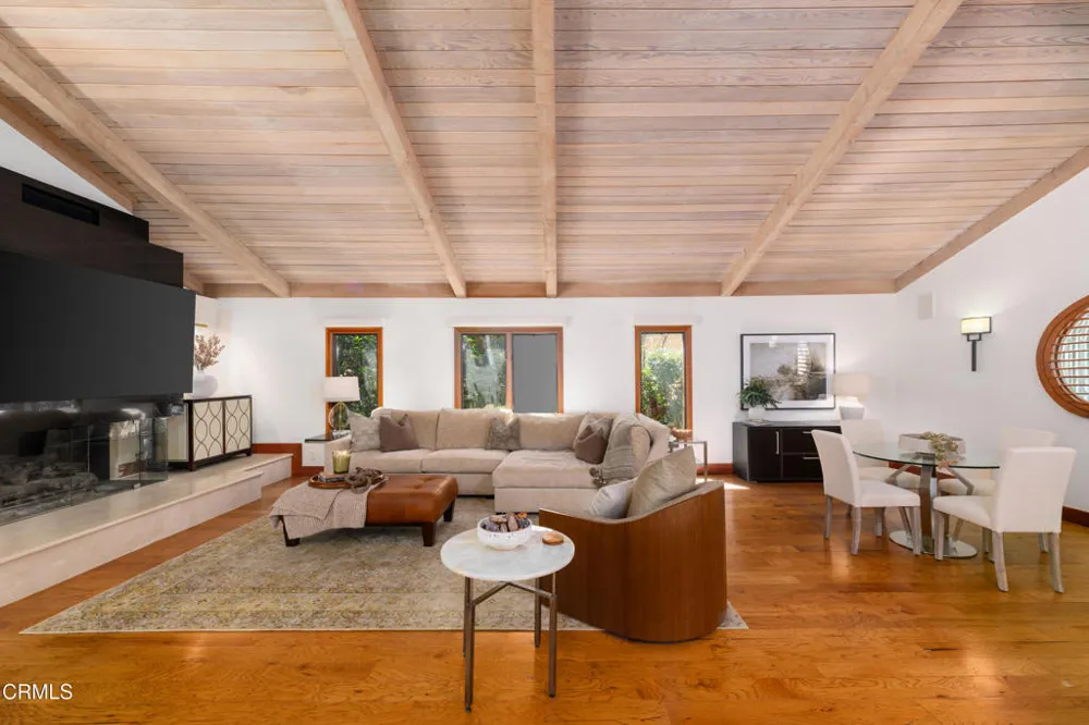 1476 Pathfinder Avenue Westlake Village, CA 91362