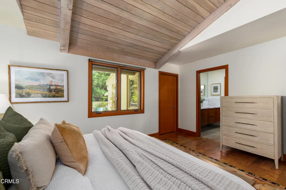 1476 Pathfinder Avenue Westlake Village, CA 91362