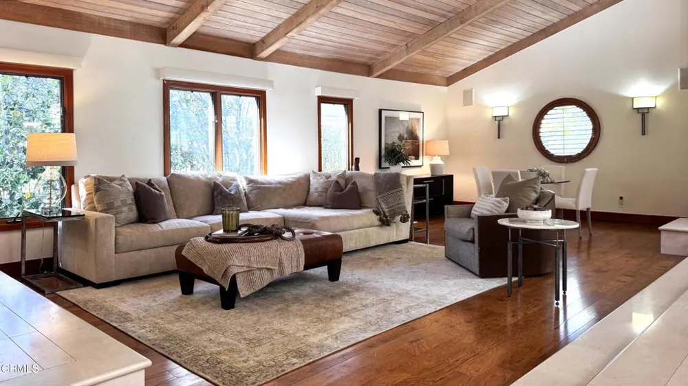 1476 Pathfinder Avenue Westlake Village, CA 91362
