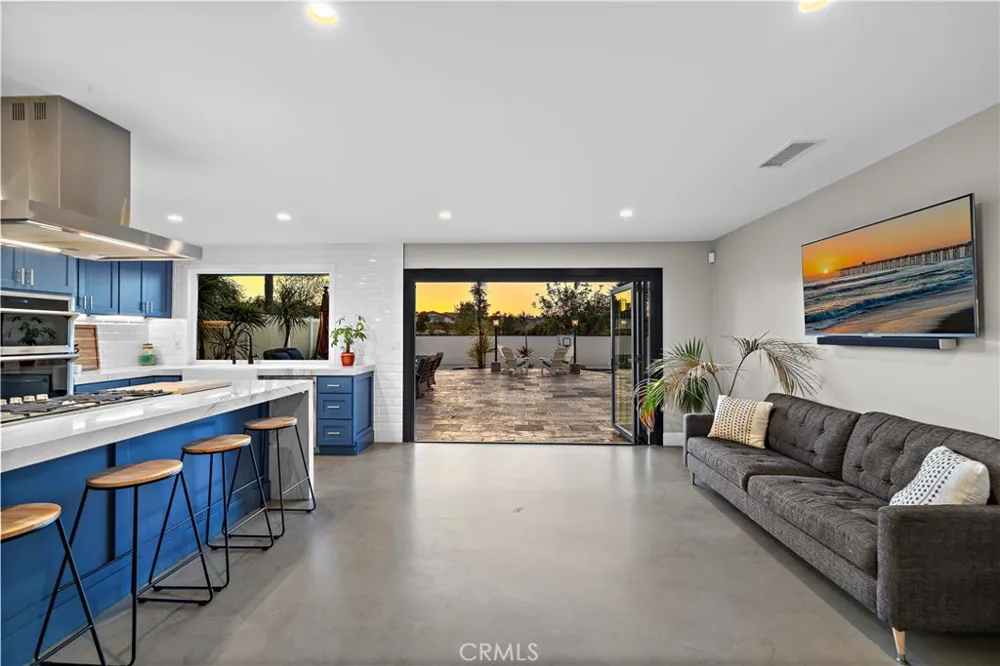 29091 Country Hills San Juan Capistrano, CA 92675