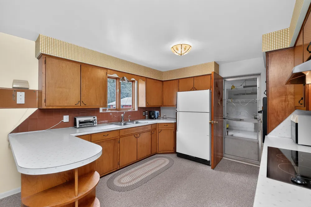 128 Schirmer Parkway Buchanan, MI 49107