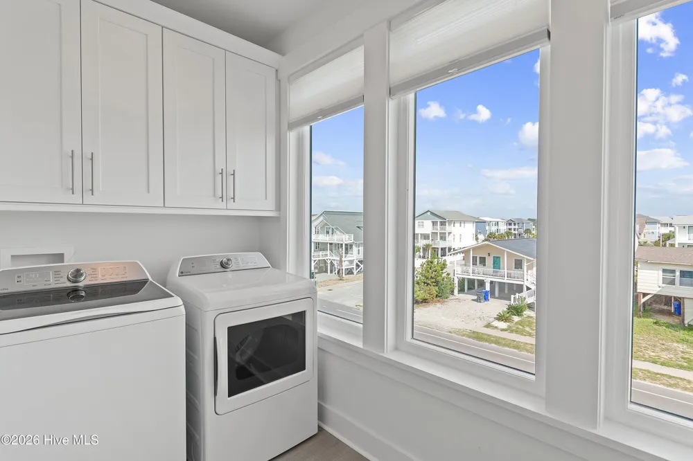 298 E First Street Ocean Isle Beach, NC 28469