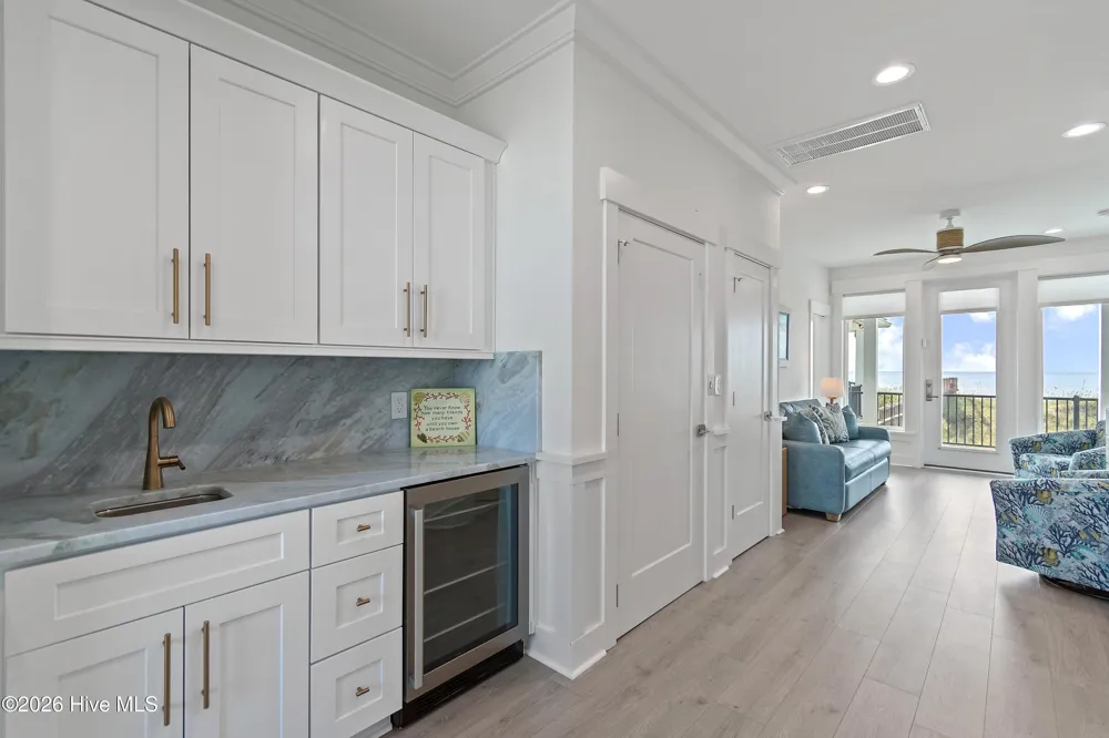 298 E First Street Ocean Isle Beach, NC 28469