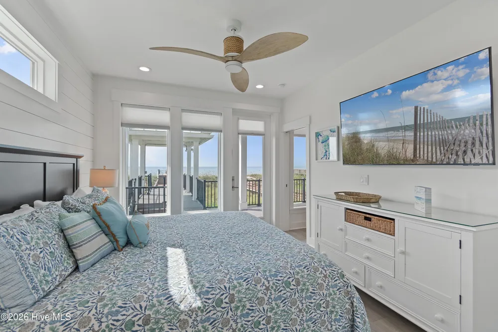 298 E First Street Ocean Isle Beach, NC 28469
