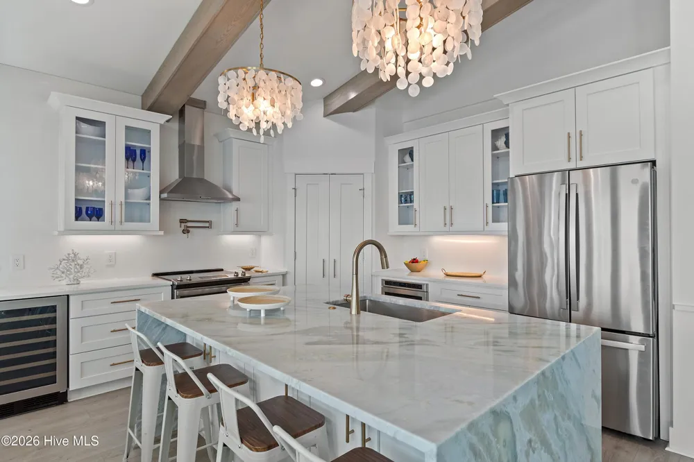 298 E First Street Ocean Isle Beach, NC 28469