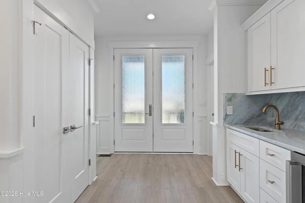 298 E First Street Ocean Isle Beach, NC 28469