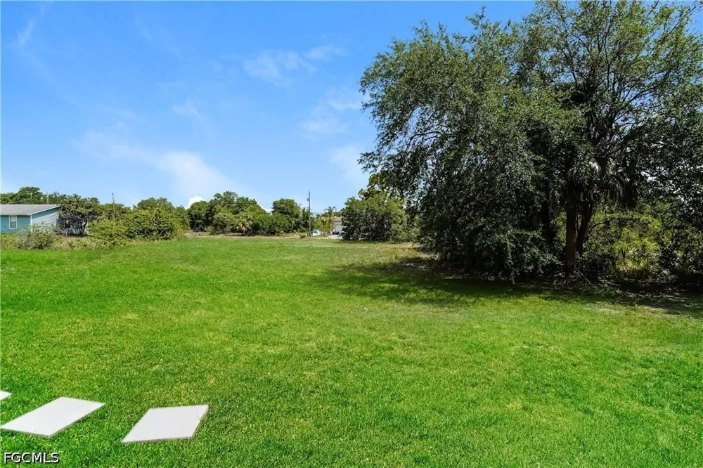 51st Street SW Lehigh Acres, FL 33976