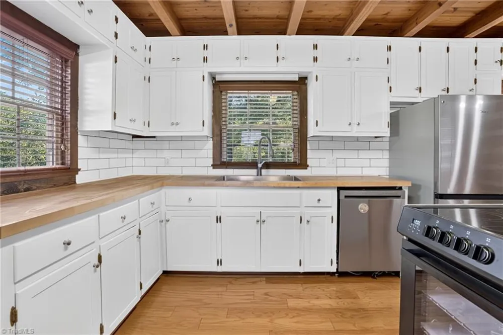 4269 Bright Star Lane Asheboro, NC 27205