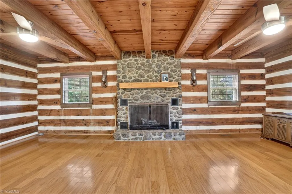 4269 Bright Star Lane Asheboro, NC 27205