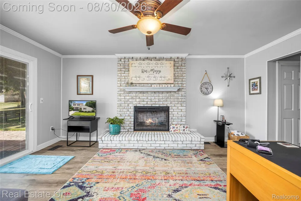 1667 Brentwood Drive Wixom City, MI 48393