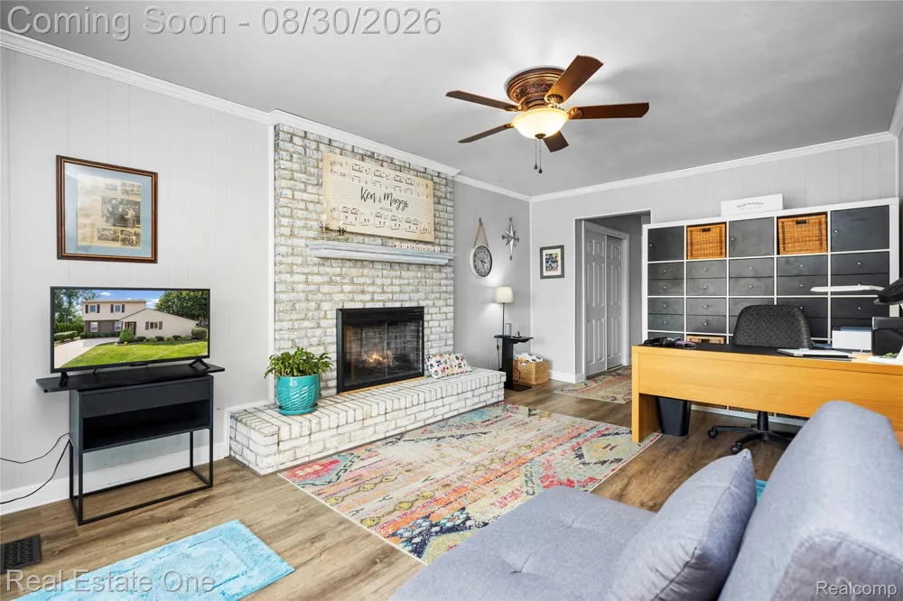 1667 Brentwood Drive Wixom City, MI 48393