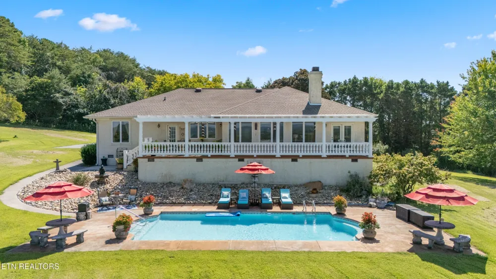 585 Little Dogwood Rd Kingston, TN 37763