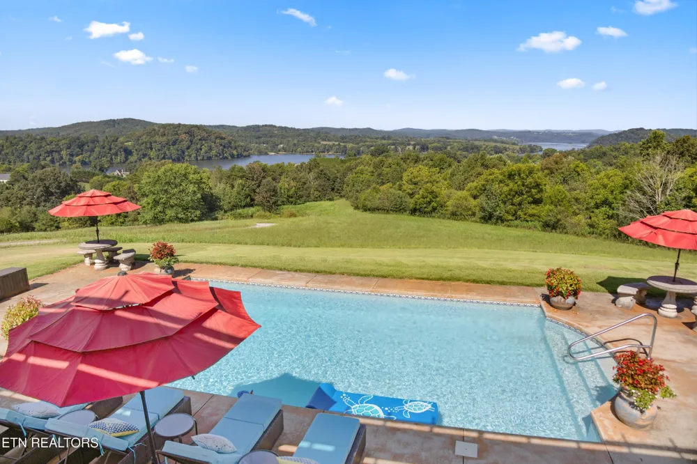 585 Little Dogwood Rd Kingston, TN 37763