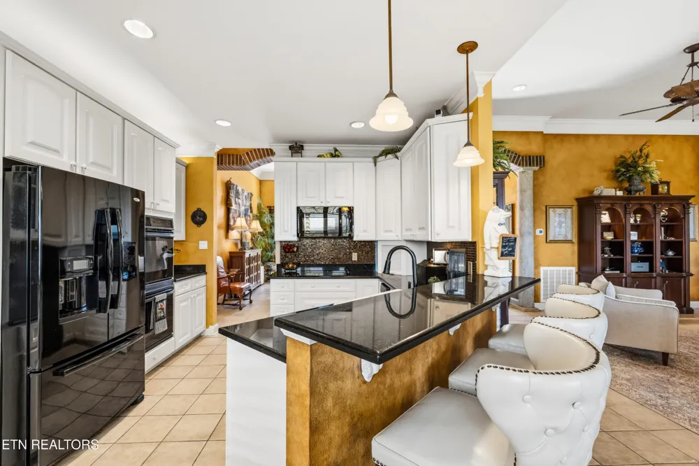 585 Little Dogwood Rd Kingston, TN 37763