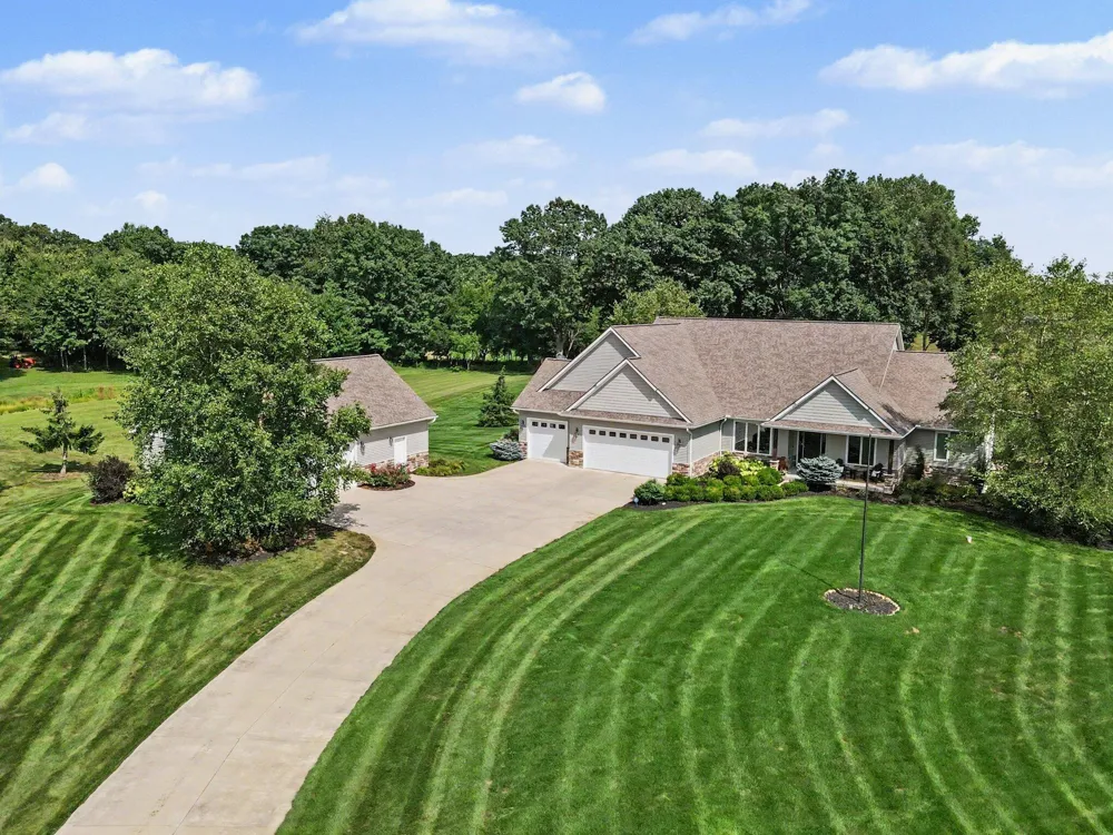 2421 Hickory Ridge Charleston Township, MI 49053