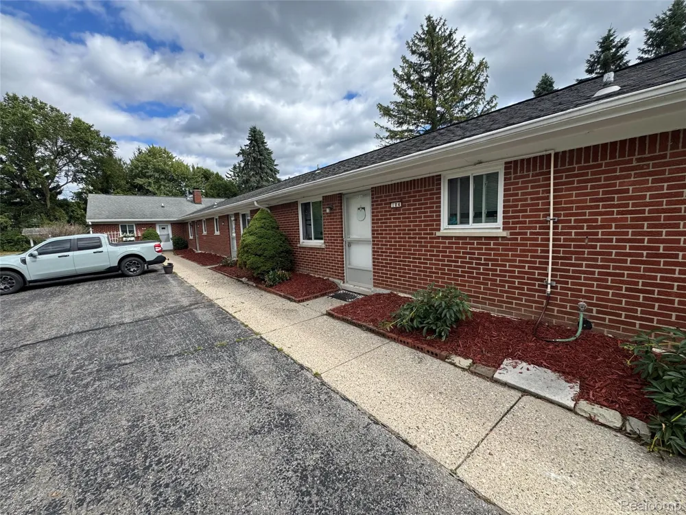 22000 Beck Road #101 Novi City, MI 48167