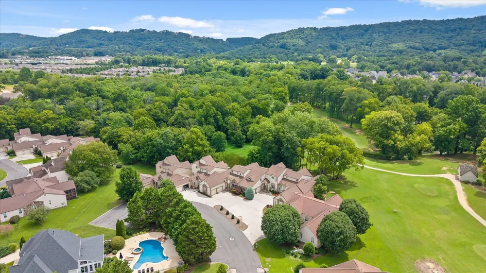 9934 Cattails Meadow Lane Ooltewah, TN 37363