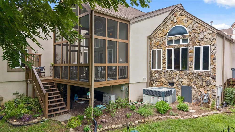 9934 Cattails Meadow Lane Ooltewah, TN 37363