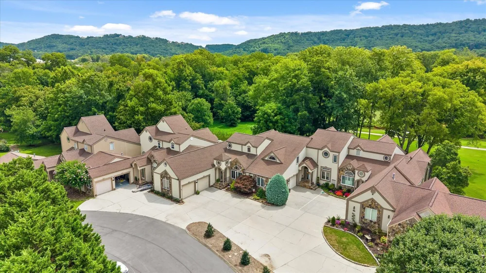 9934 Cattails Meadow Lane Ooltewah, TN 37363