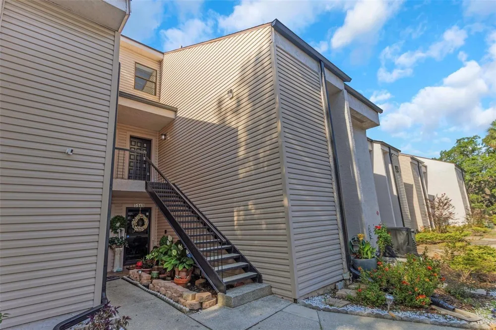 5151 PURITAN CIRCLE #1022 Tampa, FL 33617