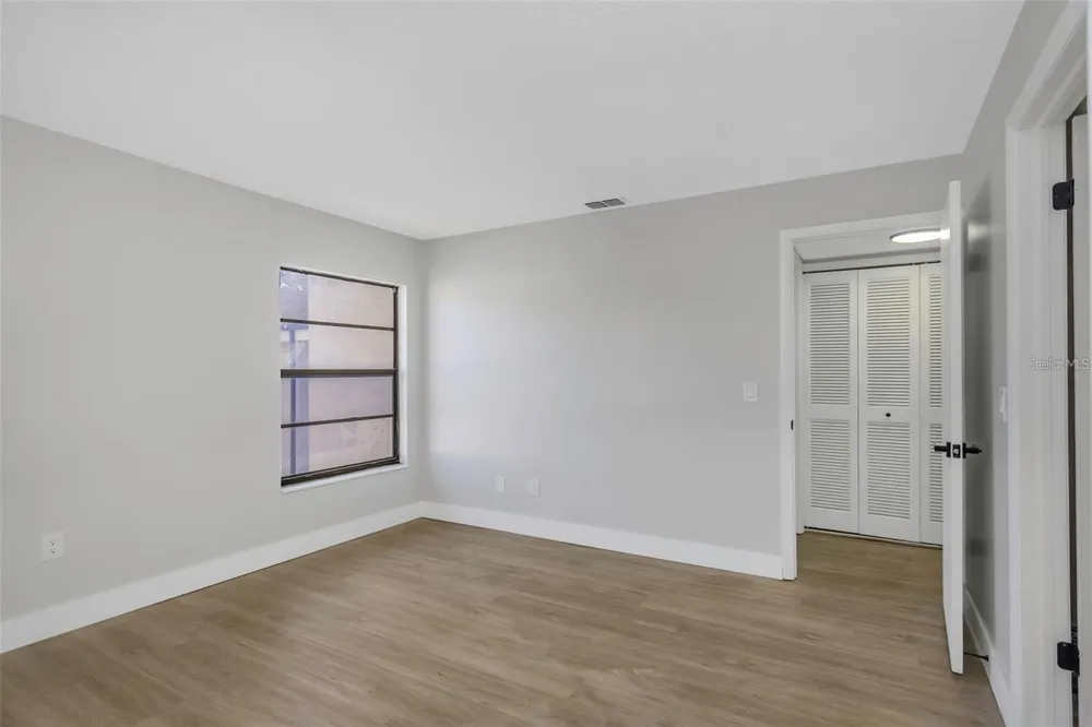 5151 PURITAN CIRCLE #1022 Tampa, FL 33617