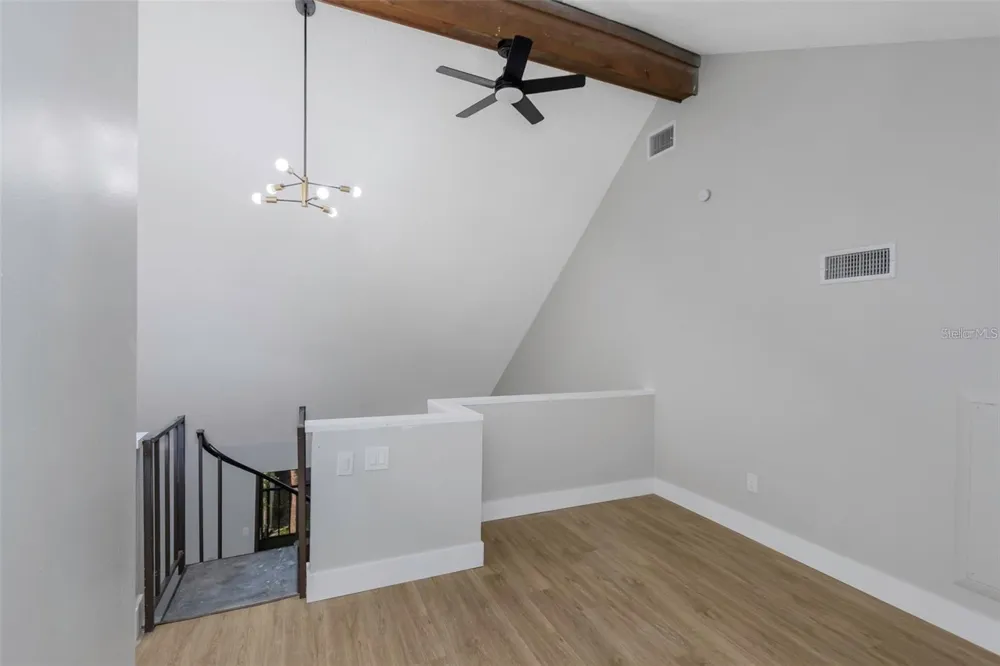 5151 PURITAN CIRCLE #1022 Tampa, FL 33617