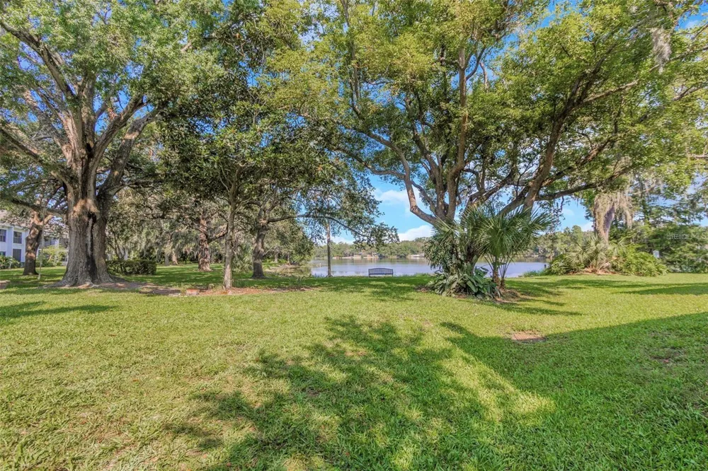 5151 PURITAN CIRCLE #1022 Tampa, FL 33617