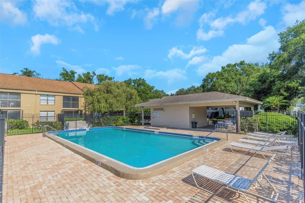 5151 PURITAN CIRCLE #1022 Tampa, FL 33617