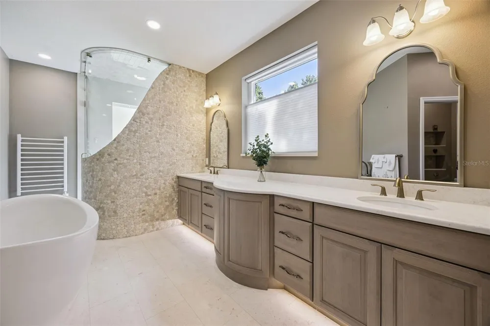 1006 PANTHER STREET Oviedo, FL 32765