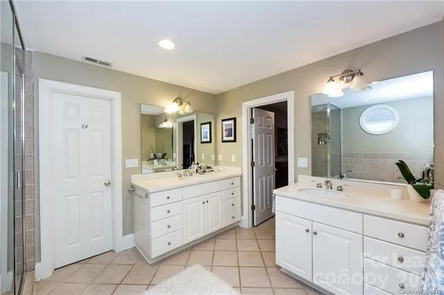 2842 Chelsea Drive Charlotte, NC 28209