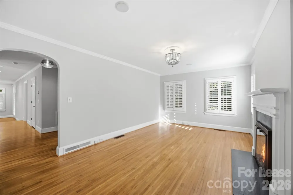 2842 Chelsea Drive Charlotte, NC 28209
