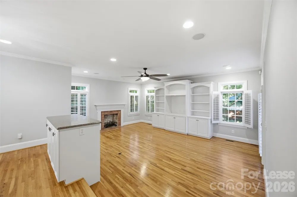 2842 Chelsea Drive Charlotte, NC 28209