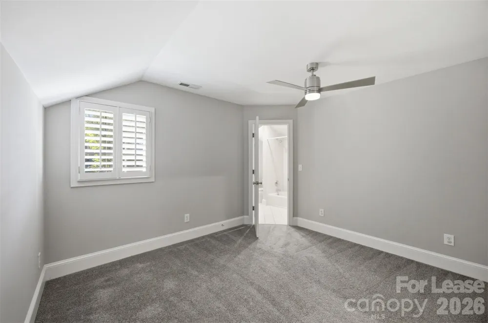 2842 Chelsea Drive Charlotte, NC 28209