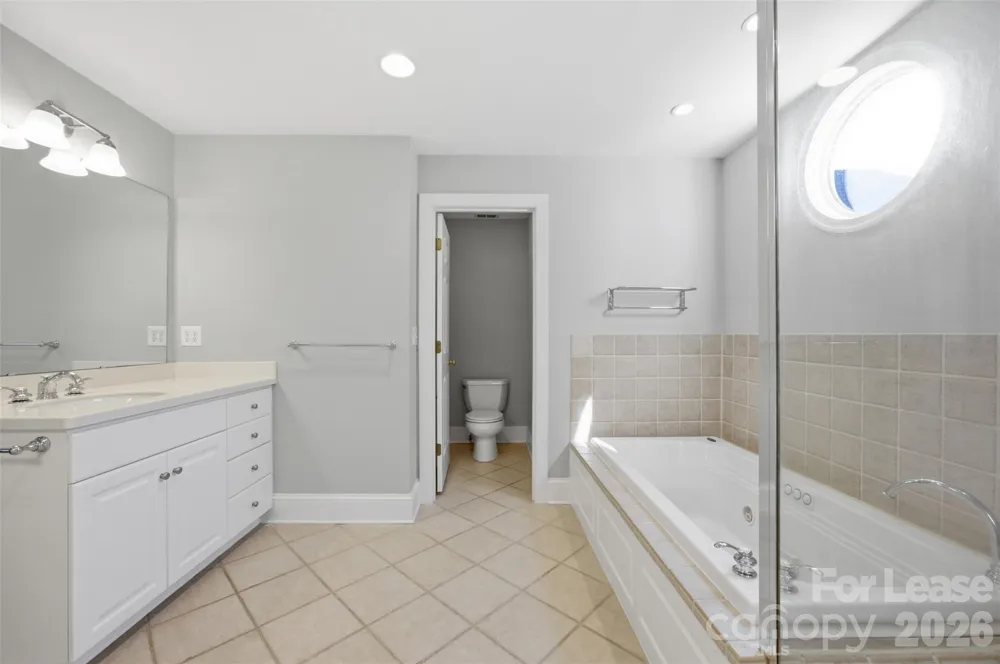 2842 Chelsea Drive Charlotte, NC 28209