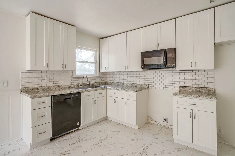 5736 Tracyne Drive Westworth Village, TX 76114