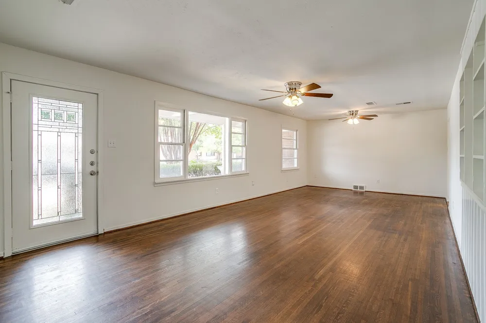 5736 Tracyne Drive Westworth Village, TX 76114