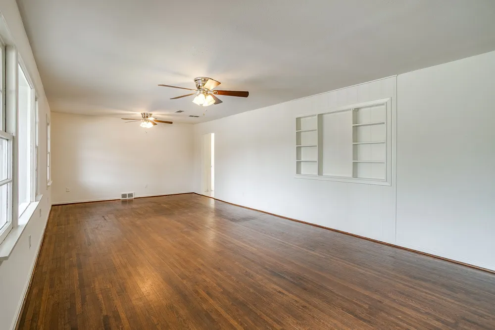 5736 Tracyne Drive Westworth Village, TX 76114